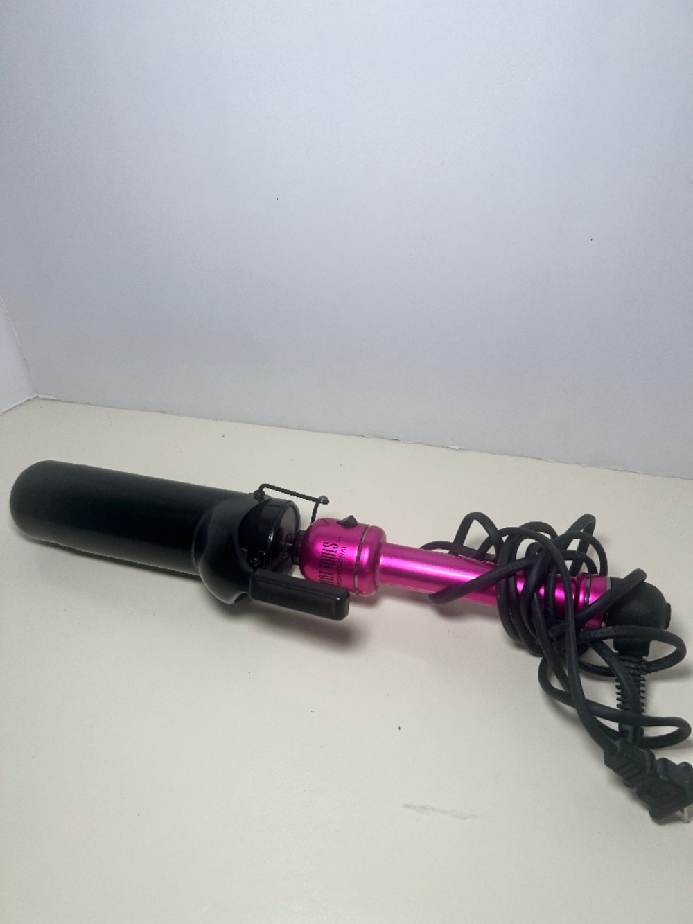Hot Tools Professional Curling Iron Hot Pink Tested and Working Wide Barrel